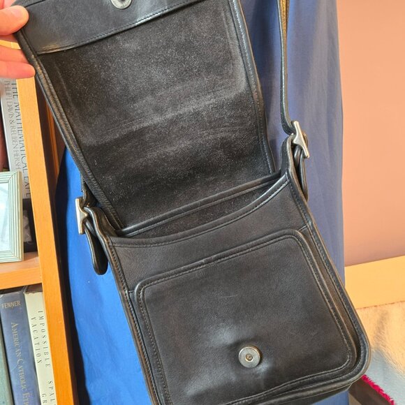 Coach Lecacy Studio Flap bag - Picture 2 of 11